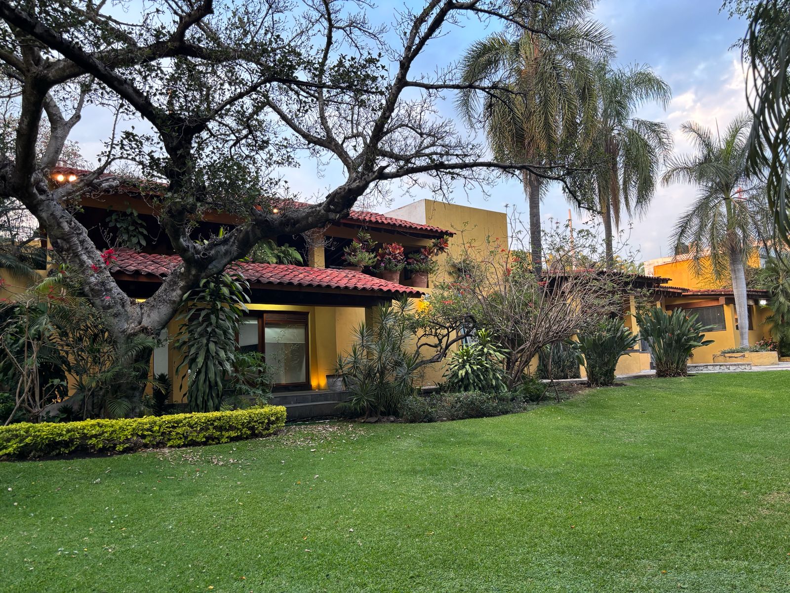 Casa de lujo whatsapp image 2026 07 02 at 3.44.42 pm